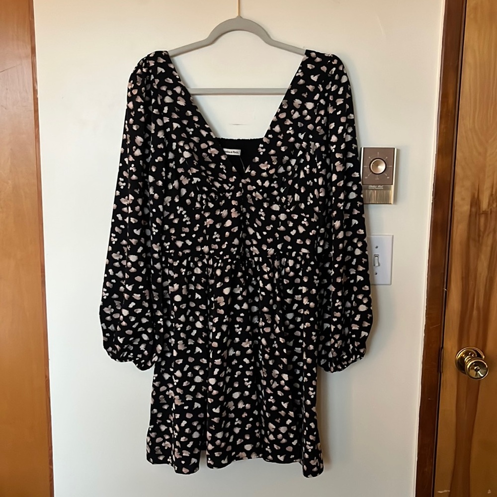 NWT Abercrombie corset mini dress- rare size Large Tall